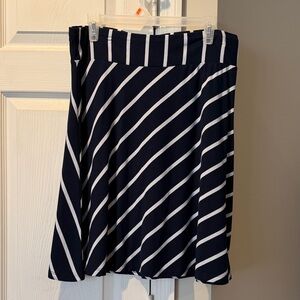 Roz & Ali Diagonal Striped A-Line Skirt
